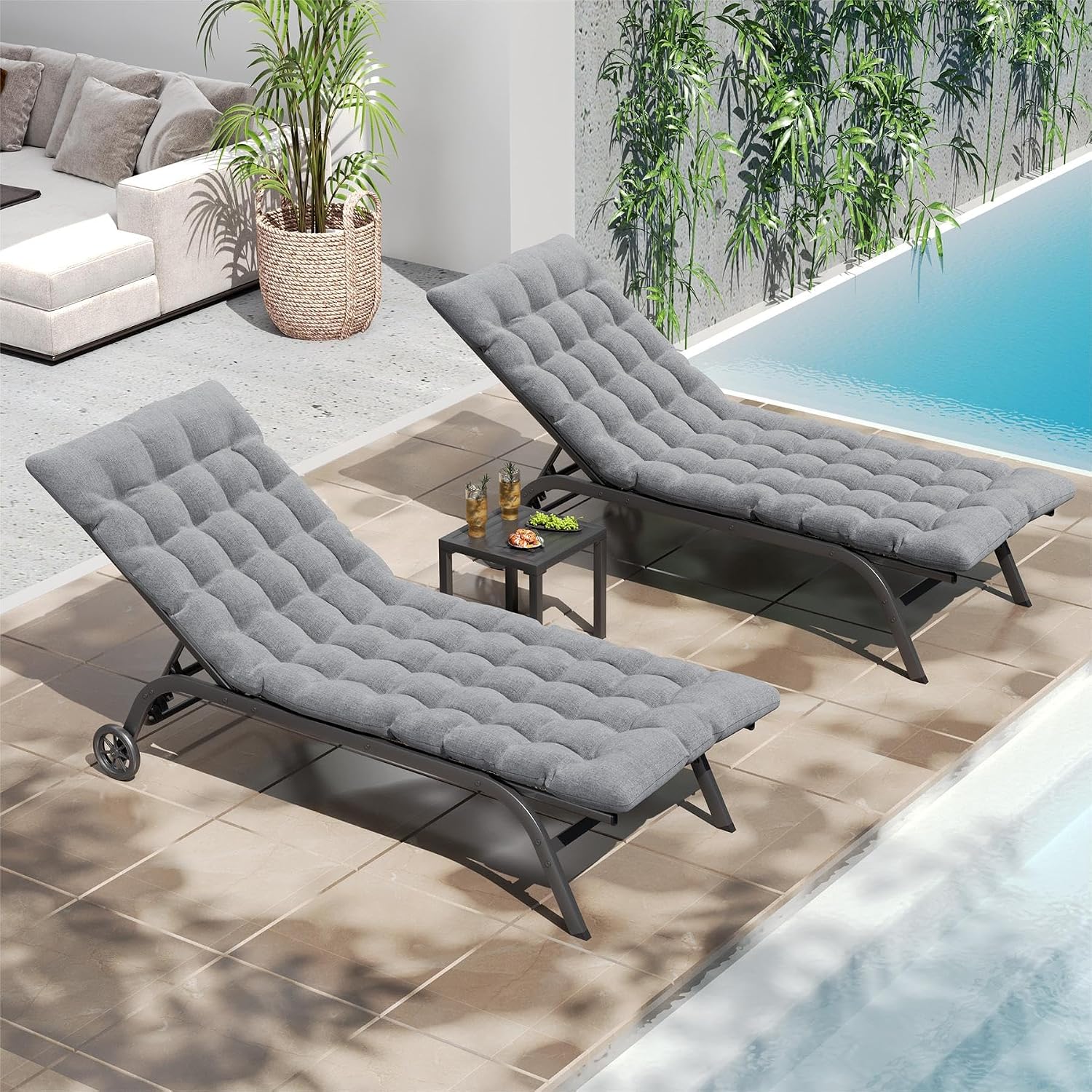 2 Wheeled Aluminum Chaise Lounges Set
