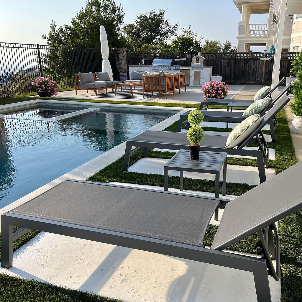 2 Wheeled Aluminum Chaise Lounges Set